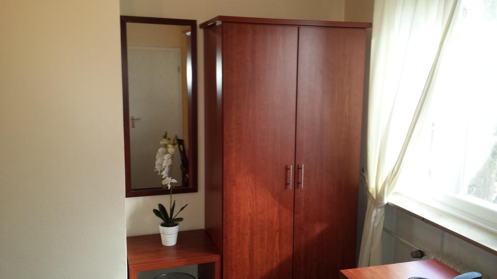 Hotel Restaurant Platamon Feuchtwangen Δωμάτιο φωτογραφία